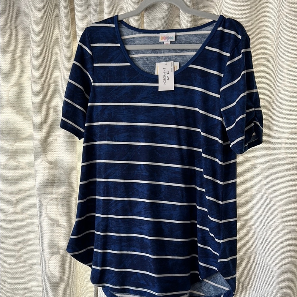 LuLaRoe Morgan top